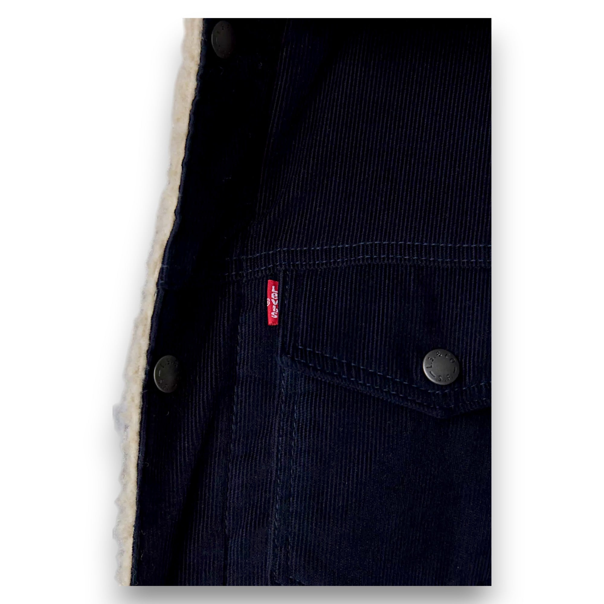 navy detail