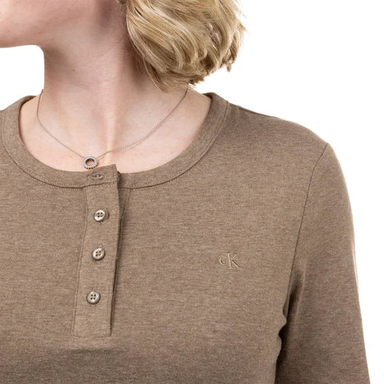 brown details
