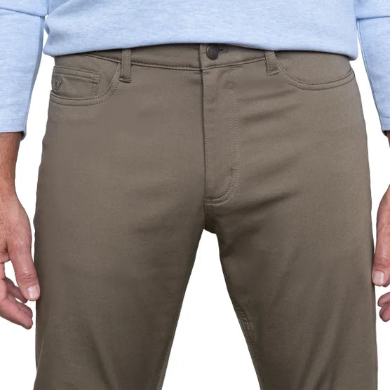 light brown zoom