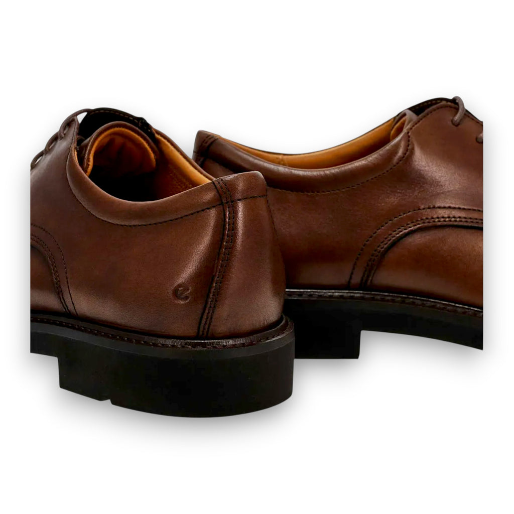 brown detail